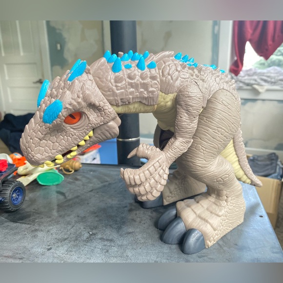 Imaginext 16” Jurassic World Thrashing Indominus Rex Dinosaur - Picture 7 of 11